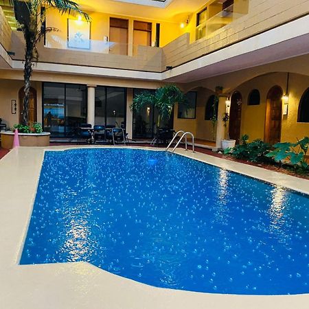 Hotel Vsi Плайя-дель-Кармен Екстер'єр фото